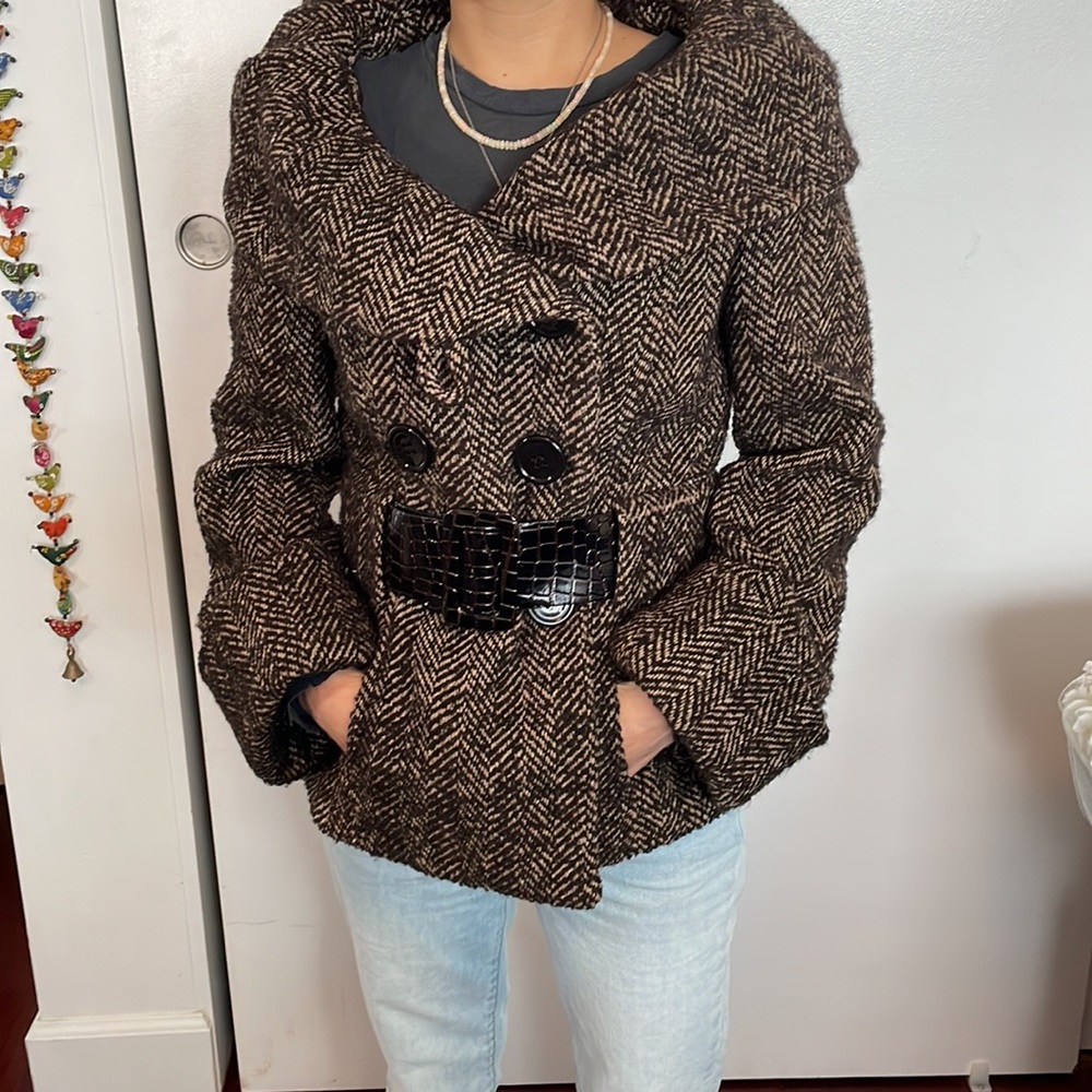 Zara Herringbone wool Jacket with faux snake skin belt and styled lapels. Small